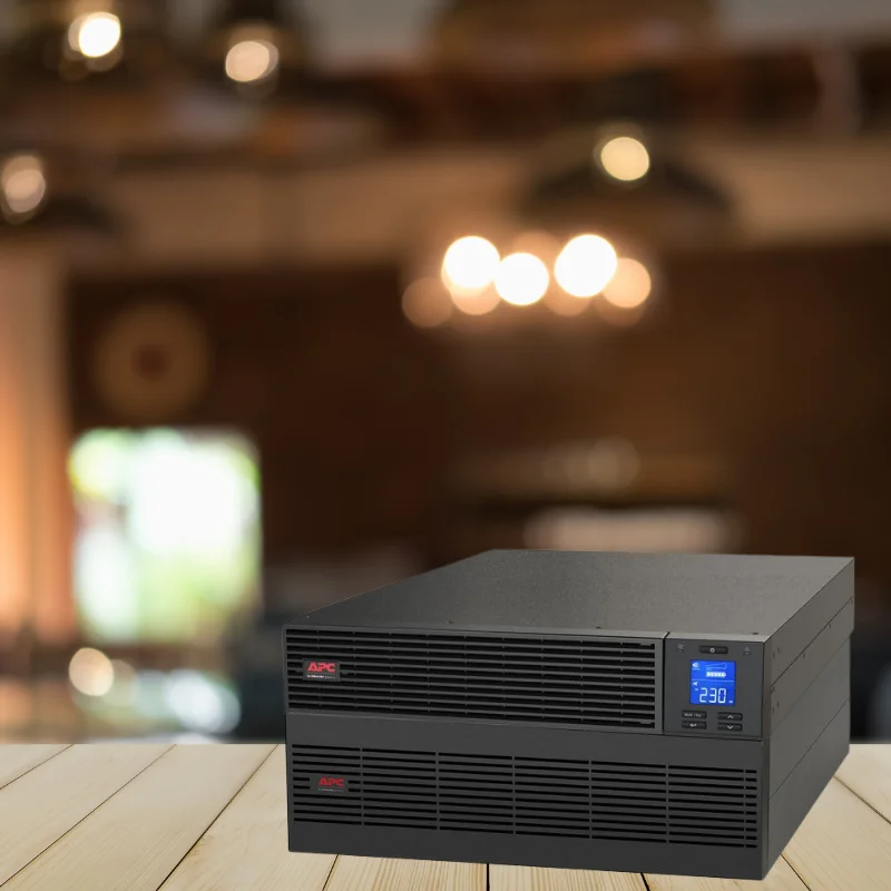 جهاز UPS يدعم استمرارية العمل أثناء انقطاع الكهرباء